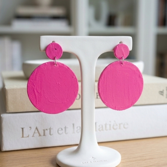 Vibrant Pink Circle Earrings. - Picture 3 of 5